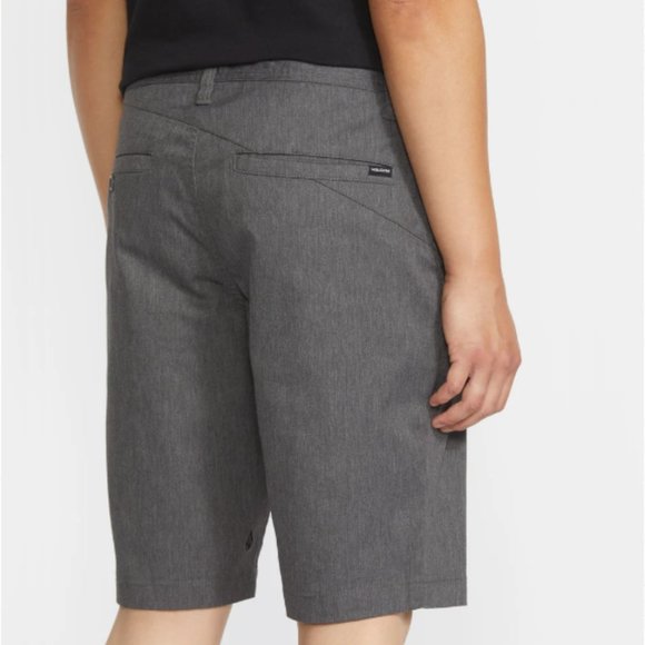VOLCOM - Mens Frickin Modern Stretch Shorts - Charcoal Heather Gray - SIZE 30 - Picture 1 of 5